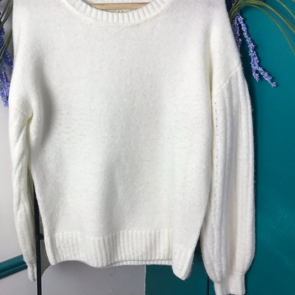 Max Studio ivory puff sleeve sweater - Picture 4 of 6